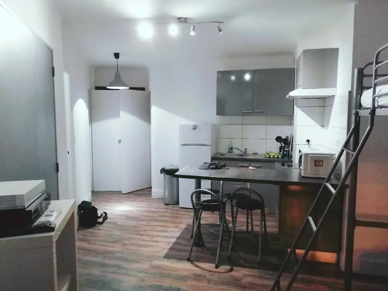 Appartement Cannes Centre Avec Terrasse Appartamento